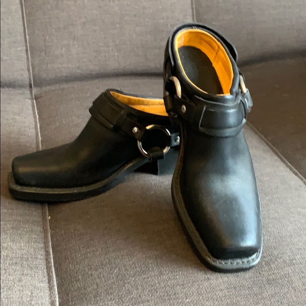 Frye Boot